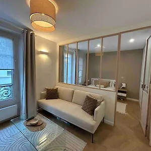 Cocooning & Cosy In Center 17 Appartement